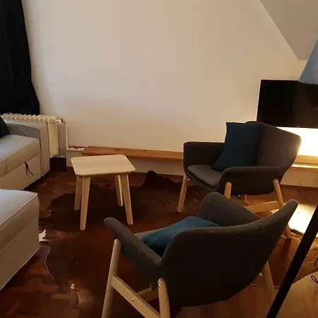 Le Chanteclair ガンブルー