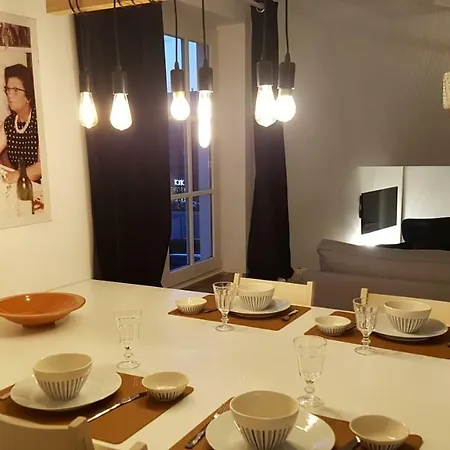 Semesterbostad Le Chanteclair *